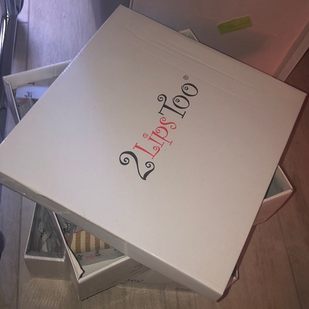 Multi color beaded chunky heels - Picture 8 of 8